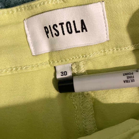 NWT Pistola Hannah Cargo Shorts in Limeade Sz. 30 - Picture 3 of 8